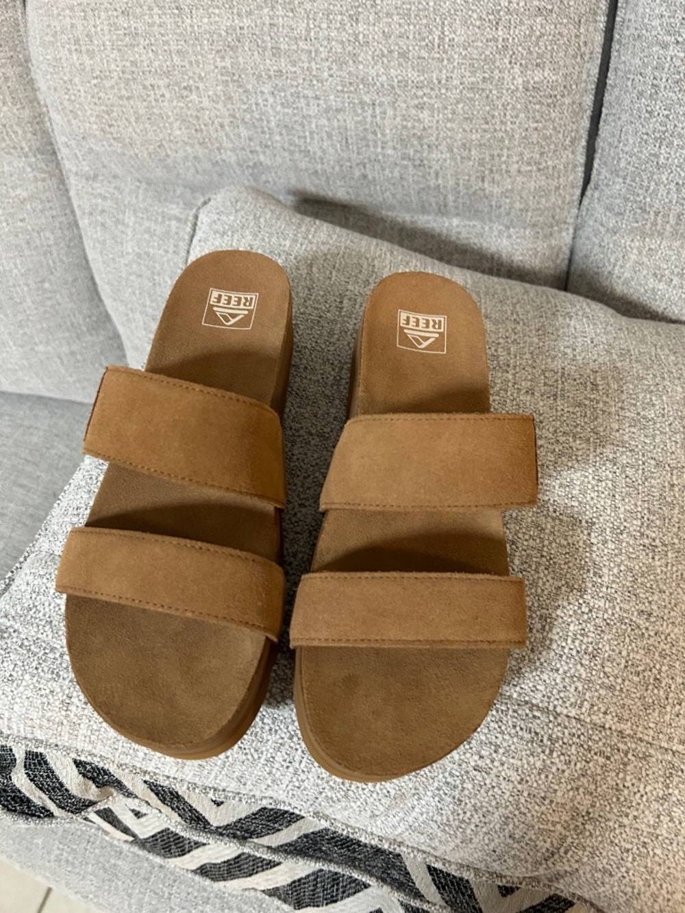 REEF Vista Hi Suede Tan Platform Sandals - Size 10